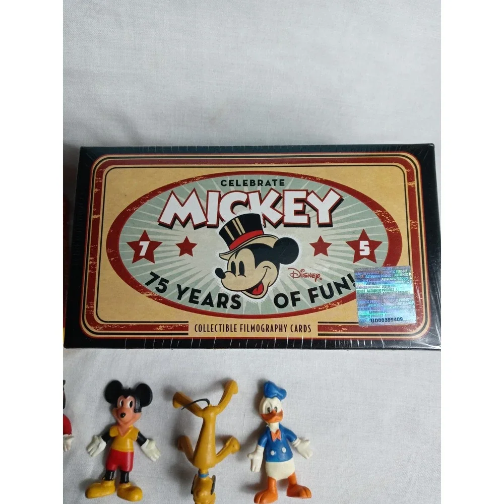 Vintage Walt Disney World Collector's Lot-75th Anniversary Cards-Bendy Figures‎